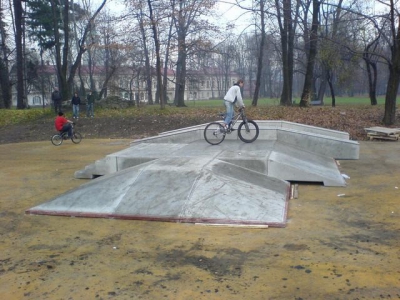 Budowa skateparku - zdjęcie19