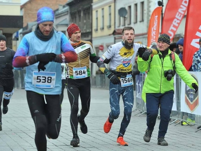 (Aktualizacja) XIX PÓŁMARATON DOOKOŁA JEZIORA ŻYWIECKIEGO „O PUCHAR STAROSTY ŻYWIECKIEGO” - zdjęcie5