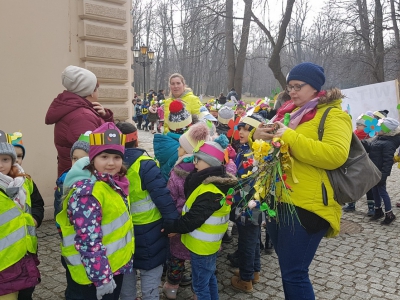 Przedszkolaki przywitały wiosnę - zdjęcie24