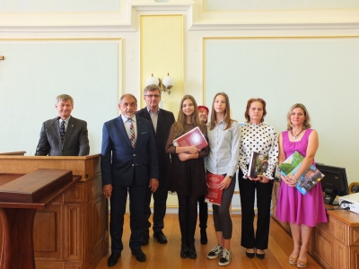 Laureaci olimpiad - nagrodzeni - zdjęcie17