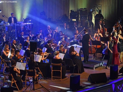 Niesamowity koncert Polskiej Orkiestry Muzyki Filmowej 2018 - zdjęcie13