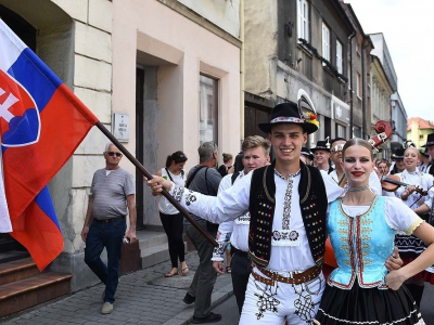 Roztańczony korowód 56. Tygodnia Kultury Beskidzkiej - zdjęcie69