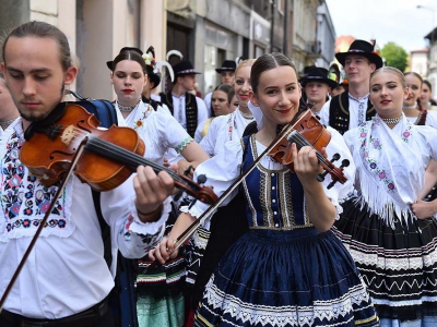 Roztańczony korowód 56. Tygodnia Kultury Beskidzkiej - zdjęcie70