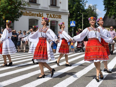 Roztańczony korowód 56. Tygodnia Kultury Beskidzkiej - zdjęcie56