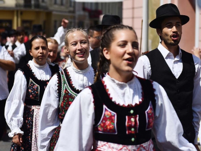 Roztańczony korowód 56. Tygodnia Kultury Beskidzkiej - zdjęcie38