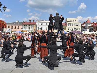 Roztańczony korowód 56. Tygodnia Kultury Beskidzkiej - zdjęcie33