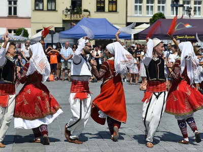 Roztańczony korowód 56. Tygodnia Kultury Beskidzkiej - zdjęcie11