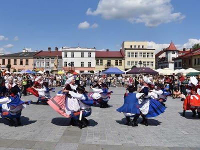 Roztańczony korowód 56. Tygodnia Kultury Beskidzkiej - zdjęcie2