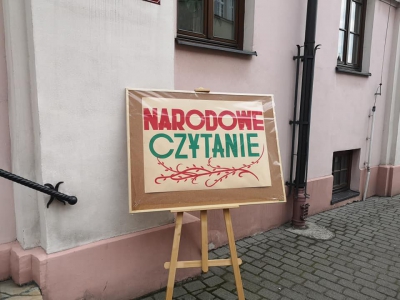 Narodowe czytanie za nami - zdjęcie1