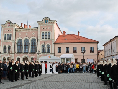 Polonez na żywieckim Rynku - zdjęcie14