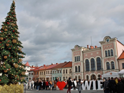 Polonez na żywieckim Rynku - zdjęcie11