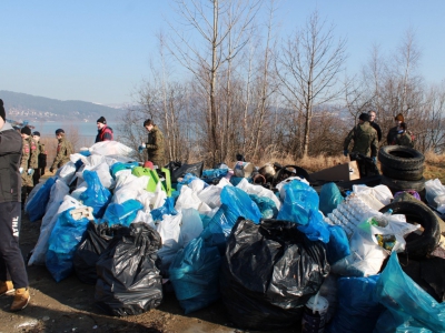 Sprzątanie brzegów Jeziora Żywieckiego - zdjęcie14