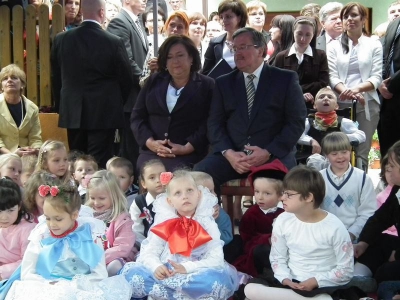 Wizyta Prezydenta RP Bronisława Komorowskiego z małżonką Anną 20-06-2011 - zdjęcie5