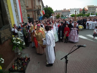 Poświęcenie pomnika Jana Pawła II -22.05.2011 - zdjęcie25