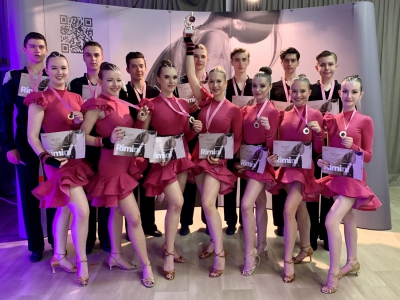 Żywieckie formacje reprezentując Polskę na Międzynarodowym Festiwalu Rimini Dance Open wróciły z Grand Prix - zdjęcie8